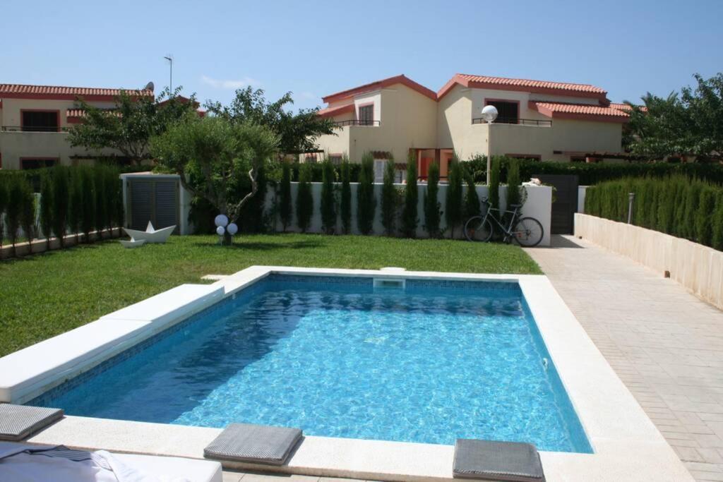 Villa Gala Кала'н Бош Екстериор снимка